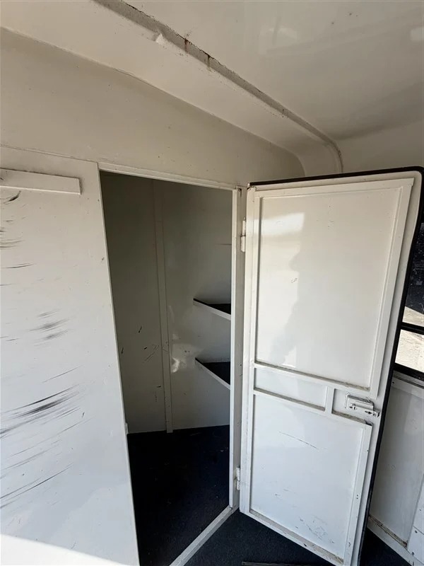 1996 Travalong 4 Horse side tack Horse Trailers