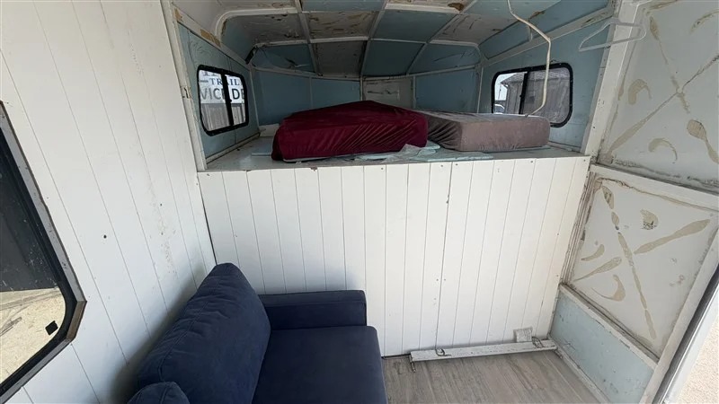 2000 Trails West 4 Horse mid tack Horse Trailers