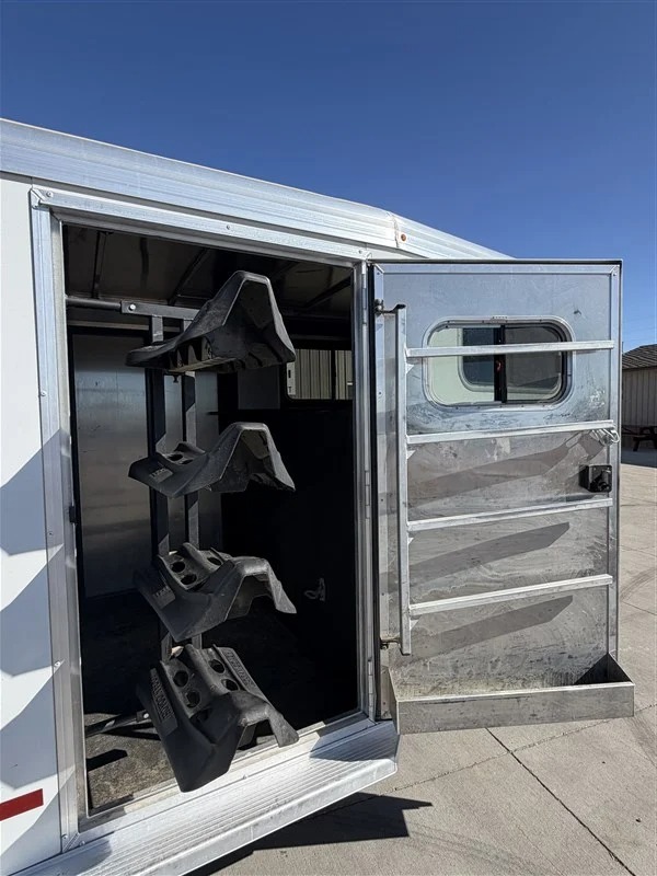 2022 Logan 24' Stock Combo-5' tack Stock Trailers