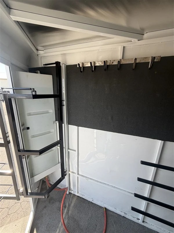 2023 Trails West 4 Horse Adventure Horse Trailers