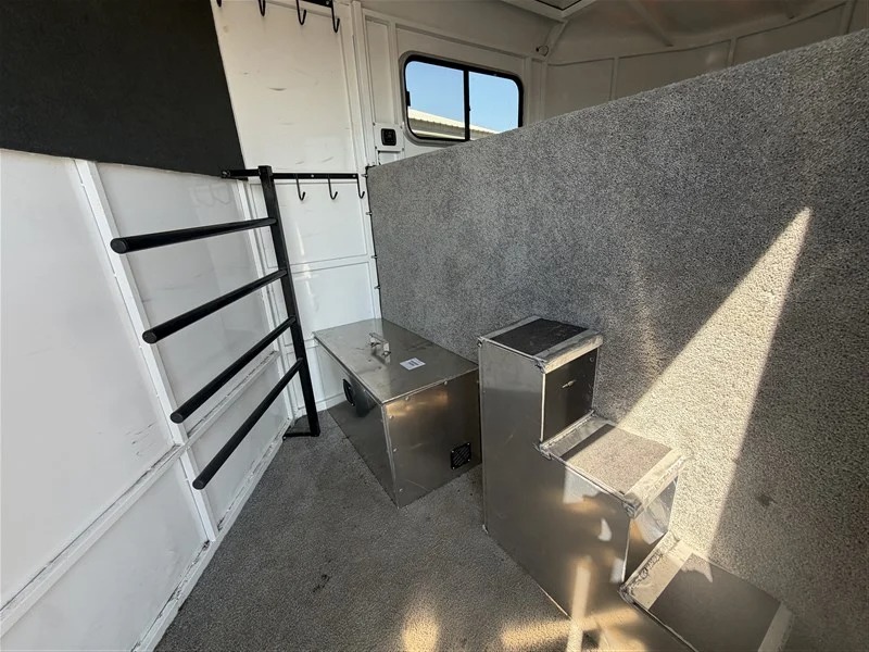2023 Trails West 4 Horse Adventure Horse Trailers