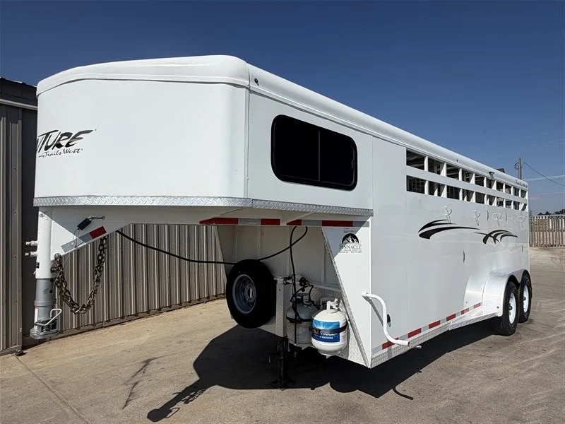 2023 Trails West 4 Horse Adventure Horse Trailers