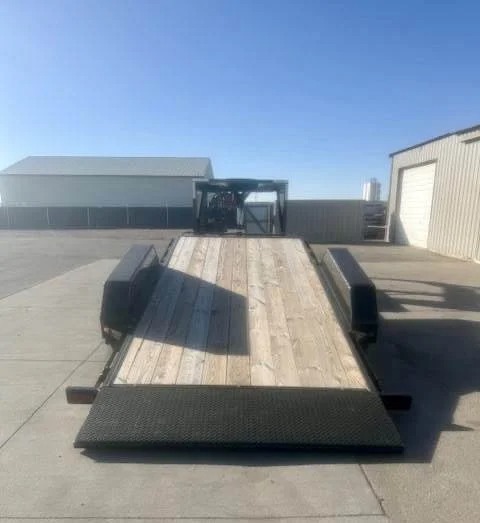 2025 Titan 22' GN Gravity Tilt Flatbed Trailers