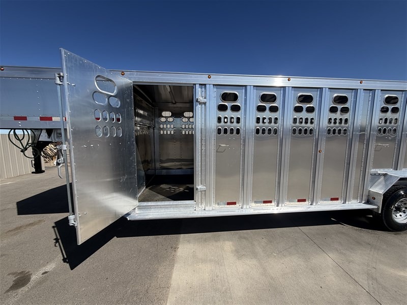 2026 Barrett 7’6x24’ Stock Stock Trailers