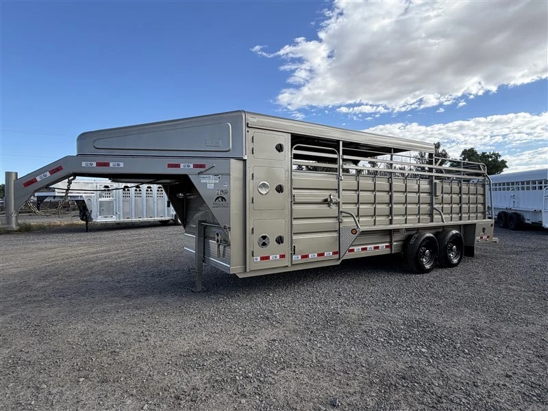 2026 GR Trailers 22' w/2' Saddle/Dog Boxs Stock Trailers