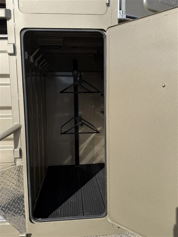 2026 GR Trailers 22' w/2' Saddle/Dog Boxs Stock Trailers