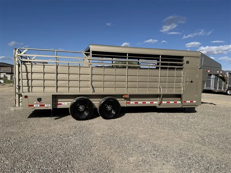 2026 GR Trailers 22' w/2' Saddle/Dog Boxs Stock Trailers