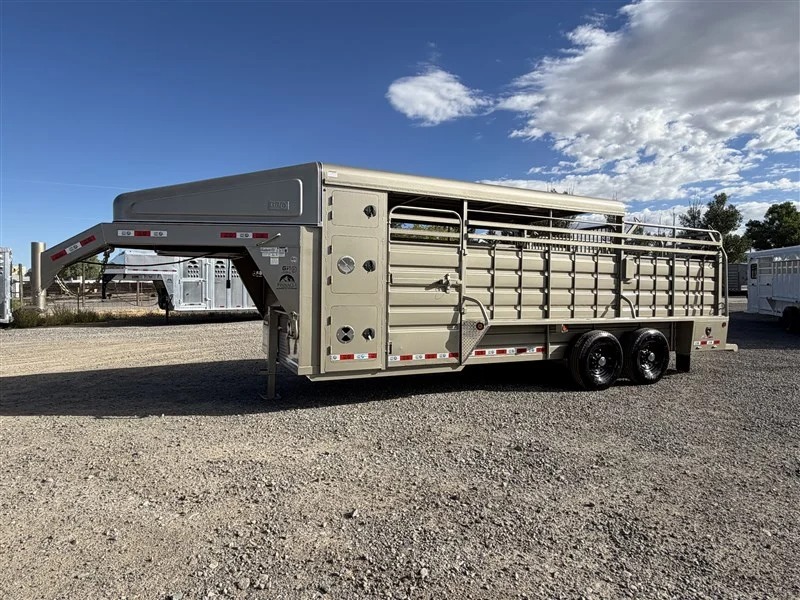 2026 GR Trailers 22' w/2' Saddle/Dog Boxs Stock Trailers