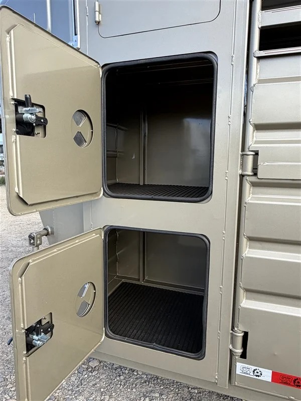2026 GR Trailers 22' w/2' Saddle/Dog Boxs Stock Trailers