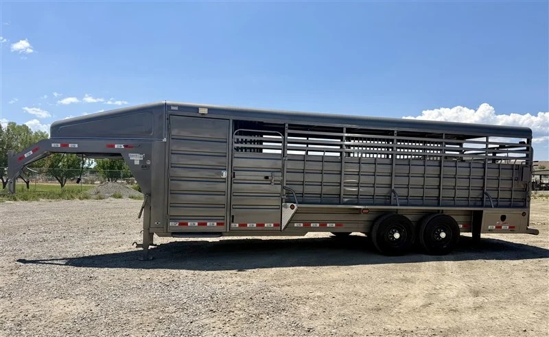 2026 GR Trailers 24' Trainer Tack Stock Trailers