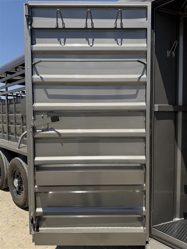 2026 GR Trailers 24' Trainer Tack Stock Trailers