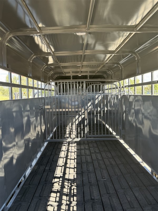 2027 Big Bend Trailers 24' Stock Stock Trailers