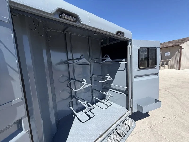 2027 Big Bend Trailers 24' Stock Combo Trainer Tack Stock Trailers