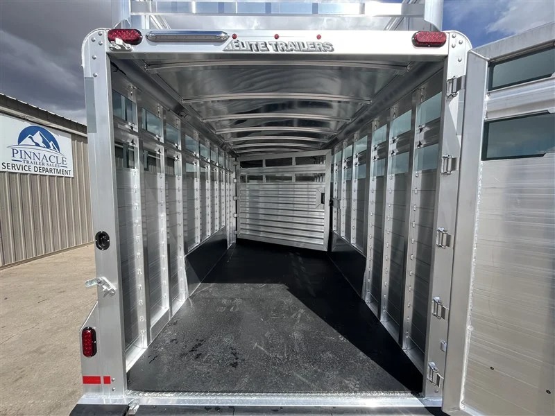 2027 Elite 24’ Stock Combo W/Slanted Deluxe Tack Stock Trailers