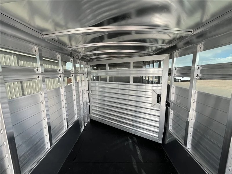 2027 Elite 24’ Stock Combo W/Slanted Deluxe Tack Stock Trailers