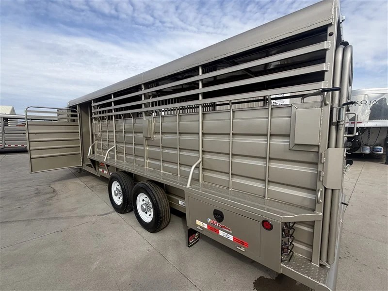 2027 GR Trailers 24' Stock Combo Stock Trailers