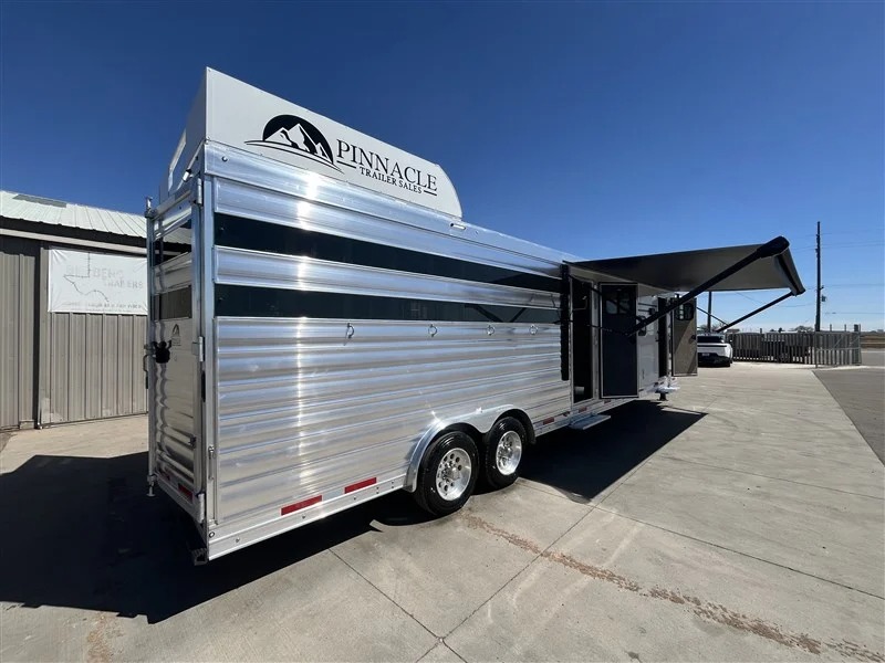 2027 Lakota 14β Stock W/11β Shortwall Living Quarters
