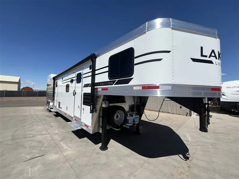 2027 Lakota 14β Stock W/11β Shortwall Living Quarters