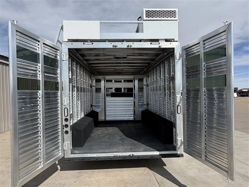 2027 Lakota Charger 14' Shortwall w/14' and Mid Tack Living Quarters