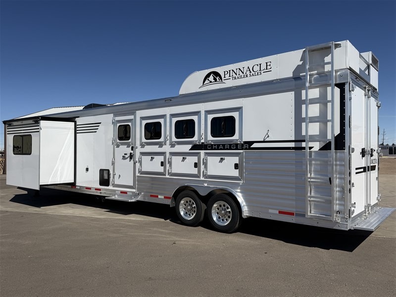 2027 Lakota Charger 4H w/16' Shortwall Living Quarters