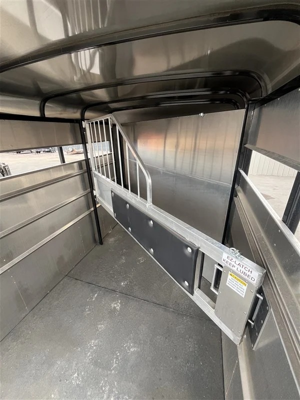 2027 Maverick 2 Horse Slant W/Swinging Wall Tack Horse Trailers