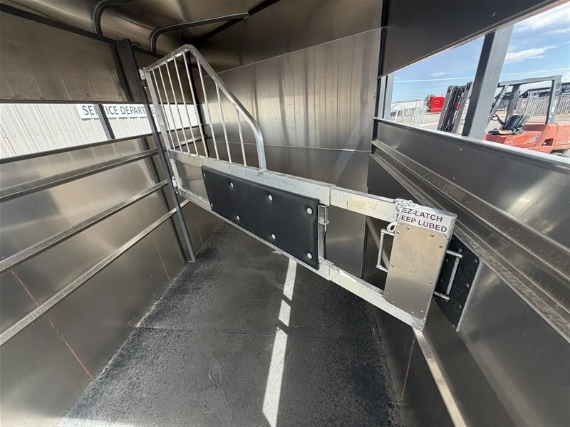 2027 Maverick 2 Horse Warmblood Horse Trailers