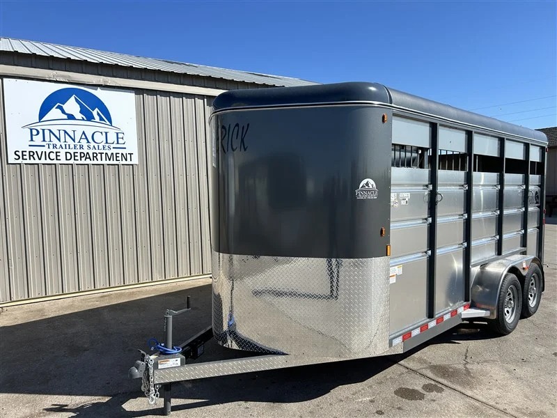 2027 Maverick 3 Horse Slant Horse Trailers