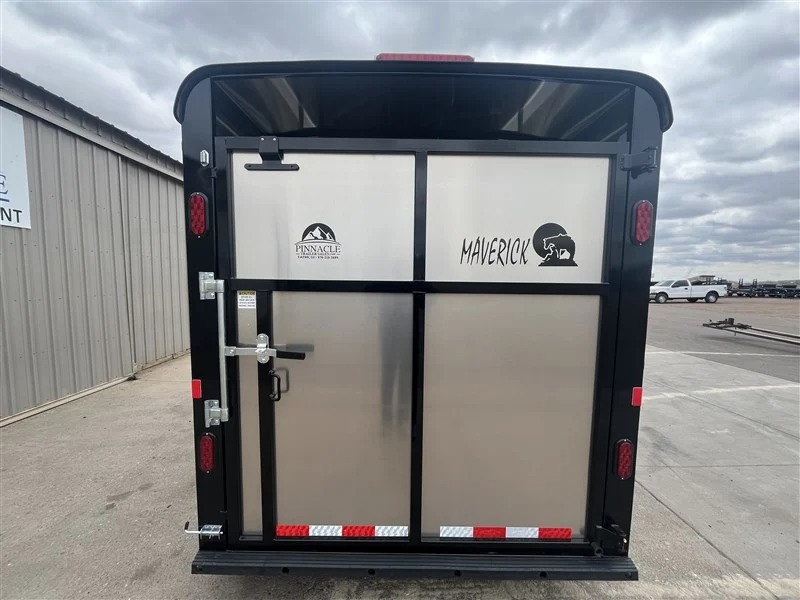 2027 Maverick 3 Horse Slant Horse Trailers