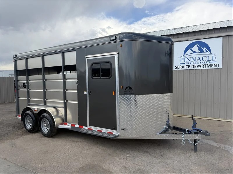 2027 Maverick 3 Horse Warm Blood Horse Trailers