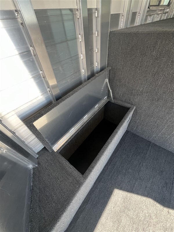 2027 Elite Trailers 4 Horse Slant Stock Combo Horse Trailers