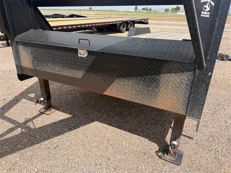 2006 PJ Trailers 24' Equipment Hauler Flatbed Trailers