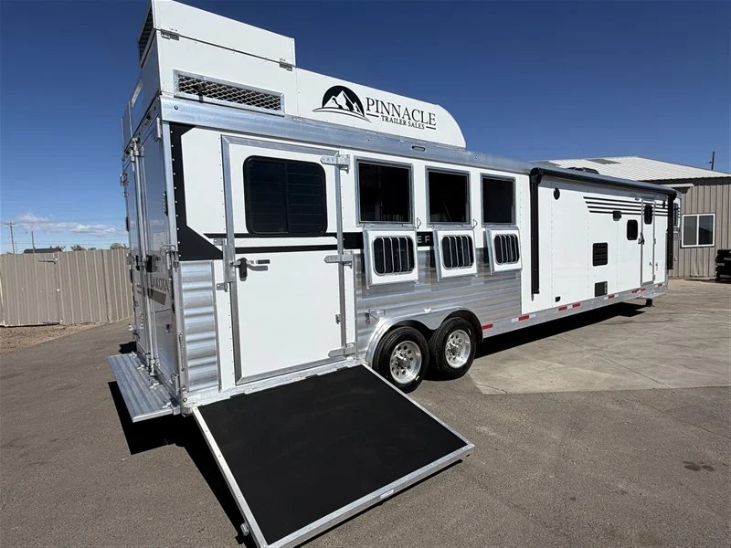 2027 Lakota Charger 4H w/16' Shortwall Living Quarters