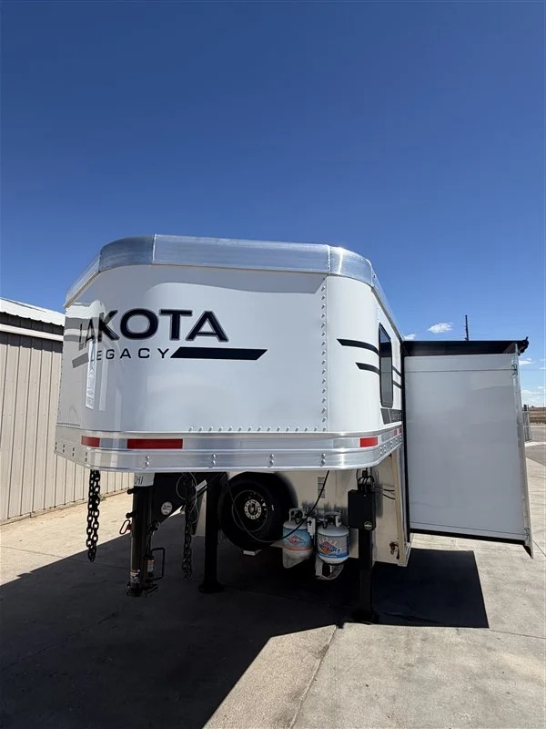 2027 Lakota Legacy 14' Stock w/Mid Tack and 9' Shortwall Living Quarters