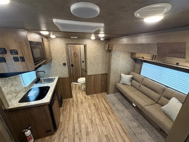 2027 Lakota Legacy 14' Stock w/Mid Tack and 9' Shortwall Living Quarters
