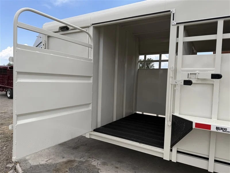 2026 Big Bend Trailers 24' Stock with Deluxe 4' Tack Stock Trailers