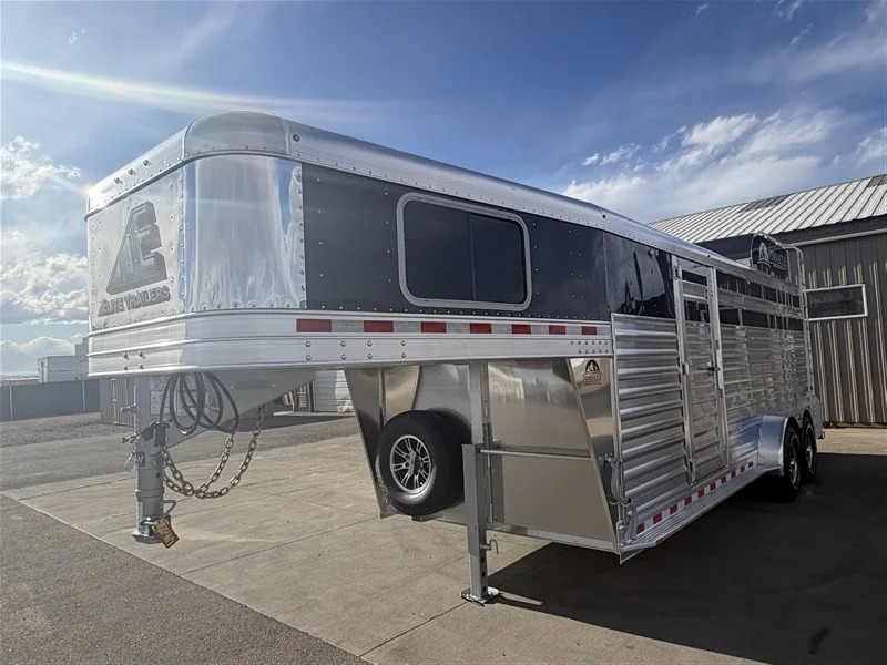 2027 Elite Trailers 4 Horse Slant Stock Combo Horse Trailers