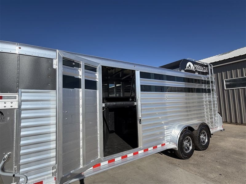 2027 Elite Trailers 4 Horse Slant Stock Combo Horse Trailers