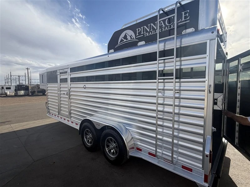 2027 Elite Trailers 4 Horse Slant Stock Combo Horse Trailers