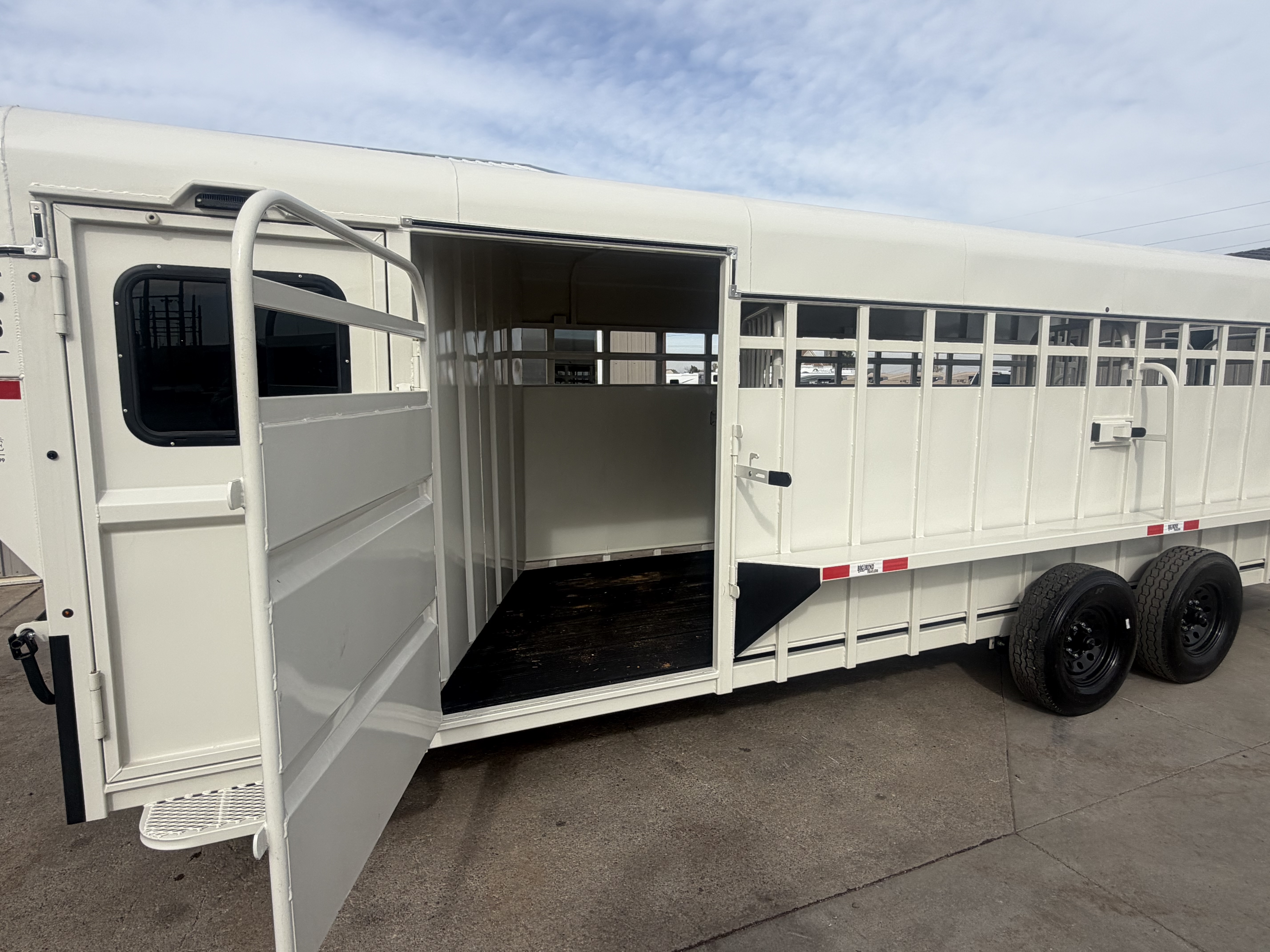 2027 Big Bend 2027 Big Bend 24' Trainer Tack Stock Trailers