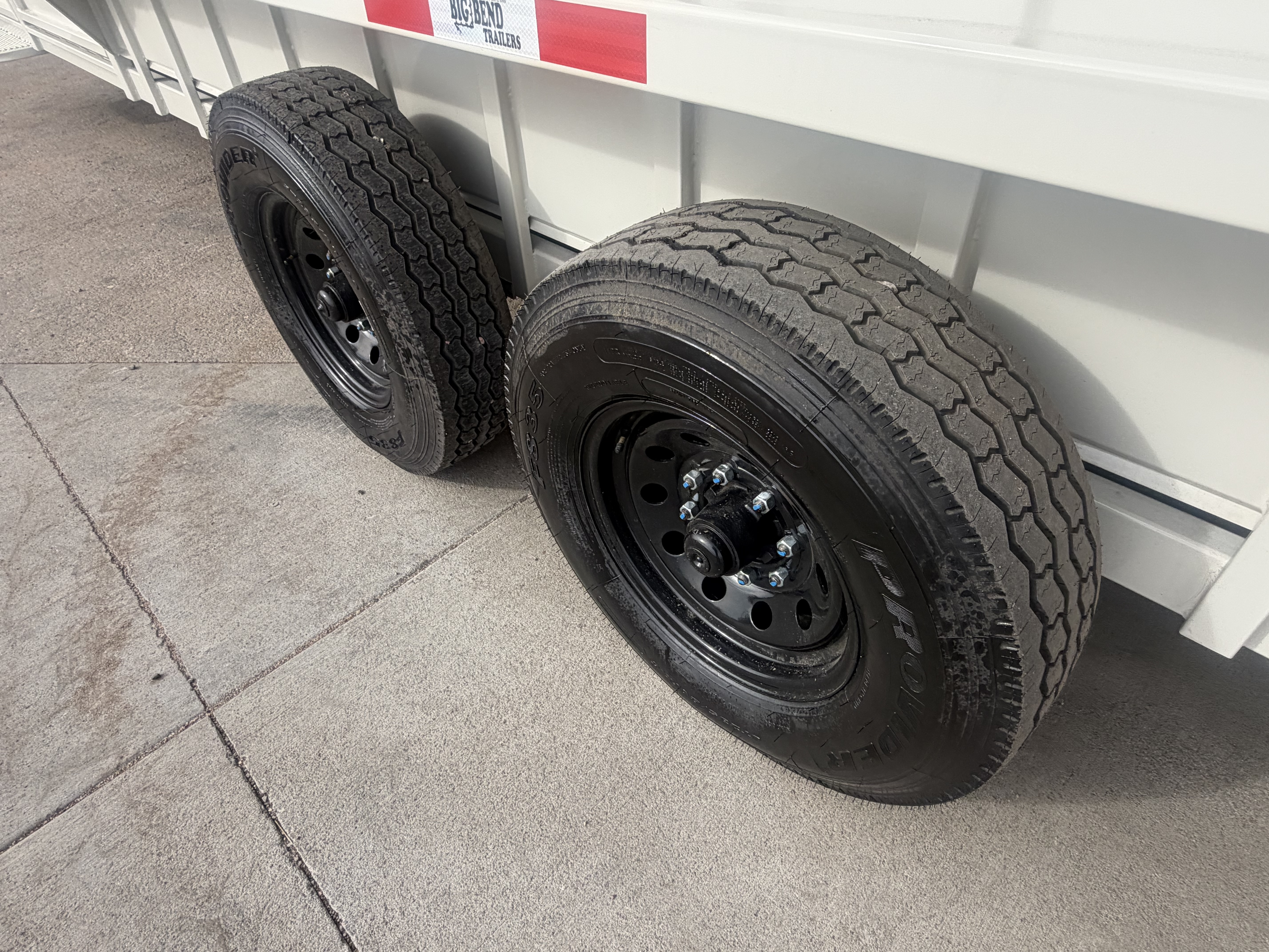 2027 Big Bend 2027 Big Bend 24' Trainer Tack Stock Trailers