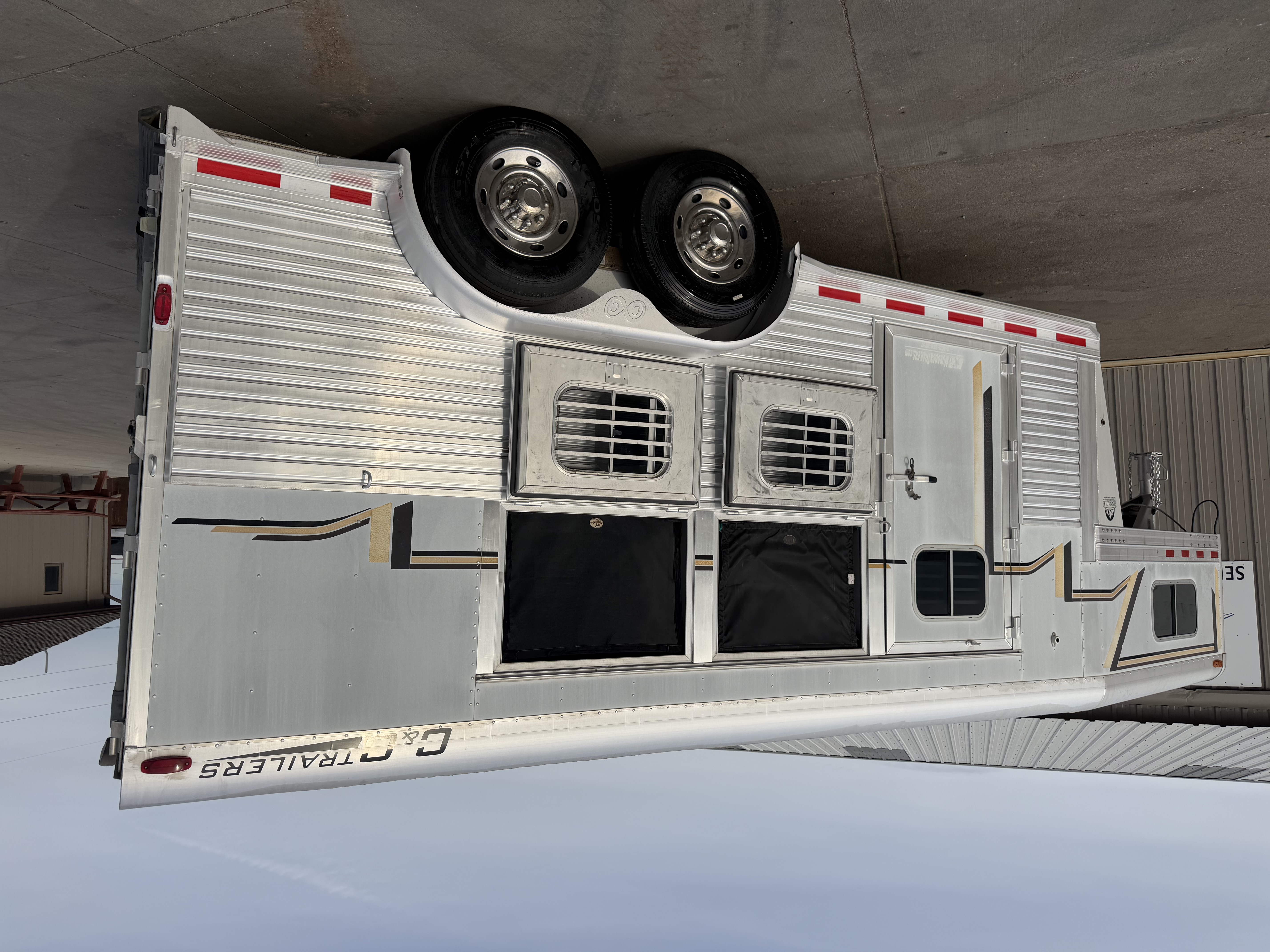 2000 C&C 2000 3 horse 7'6 tall warmblood Horse Trailers