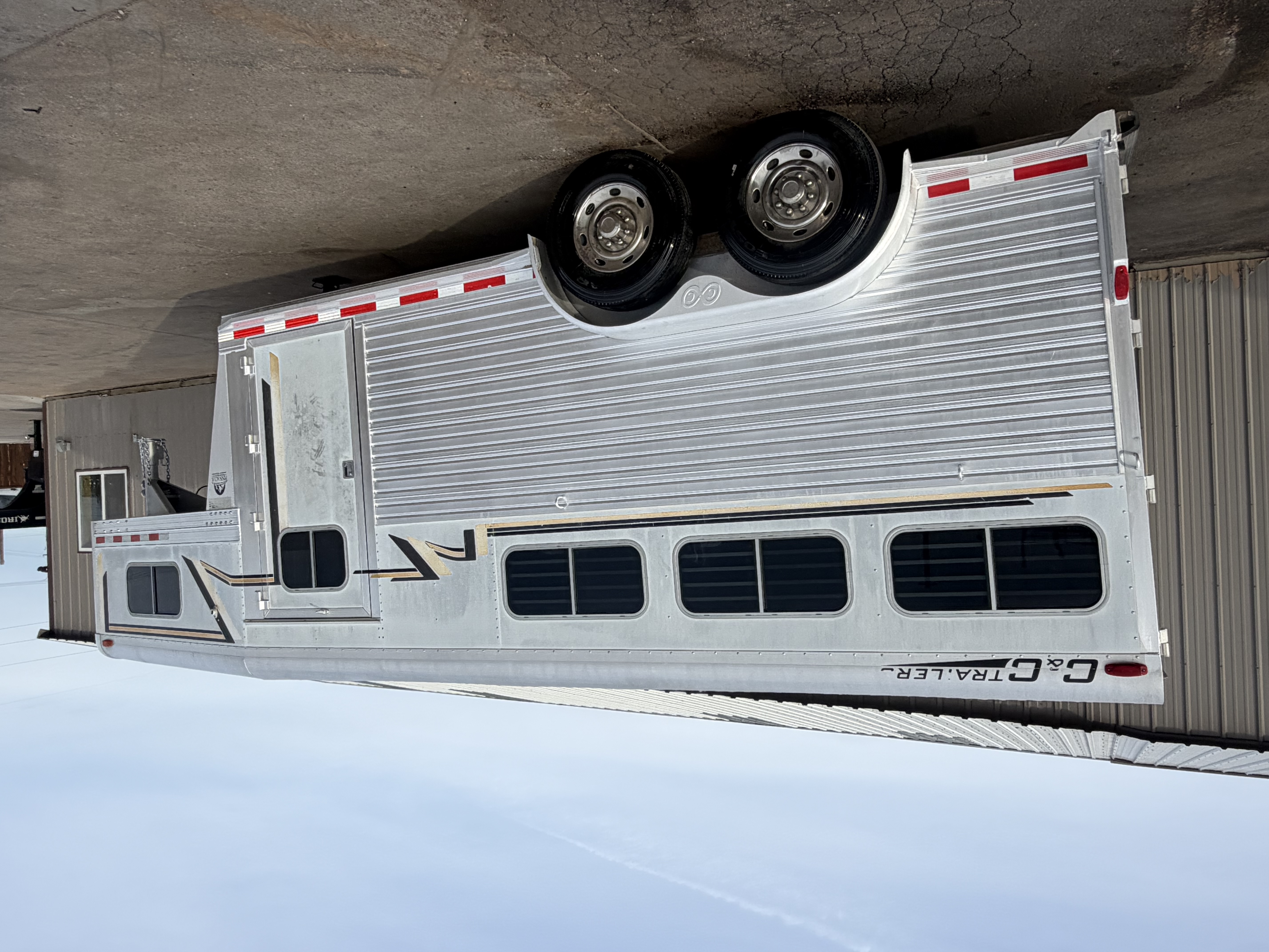 2000 C&C 2000 3 horse 7'6 tall warmblood Horse Trailers