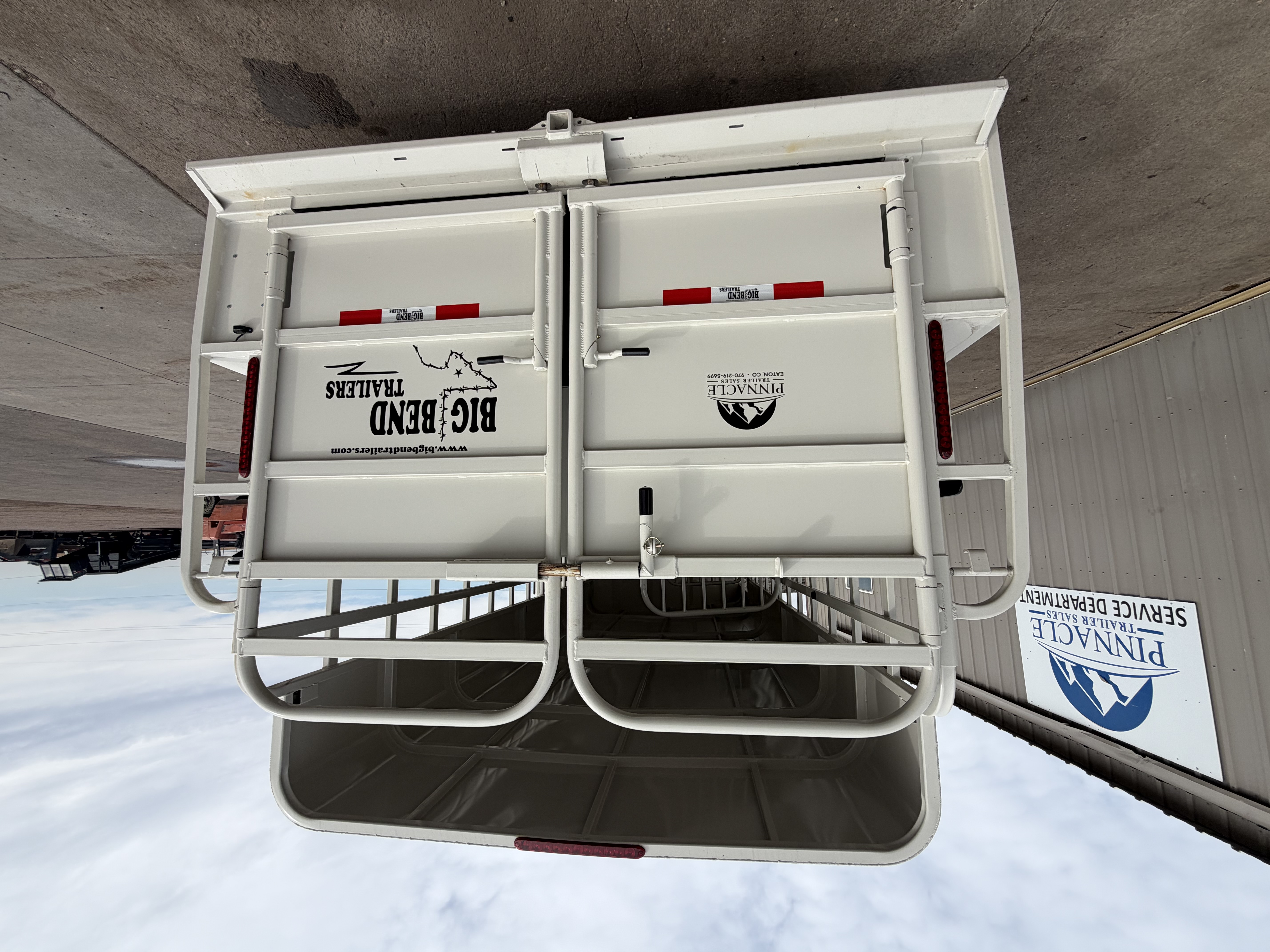 2027 Big Bend 2027 Big Bend 24' Trainer Tack Stock Trailers