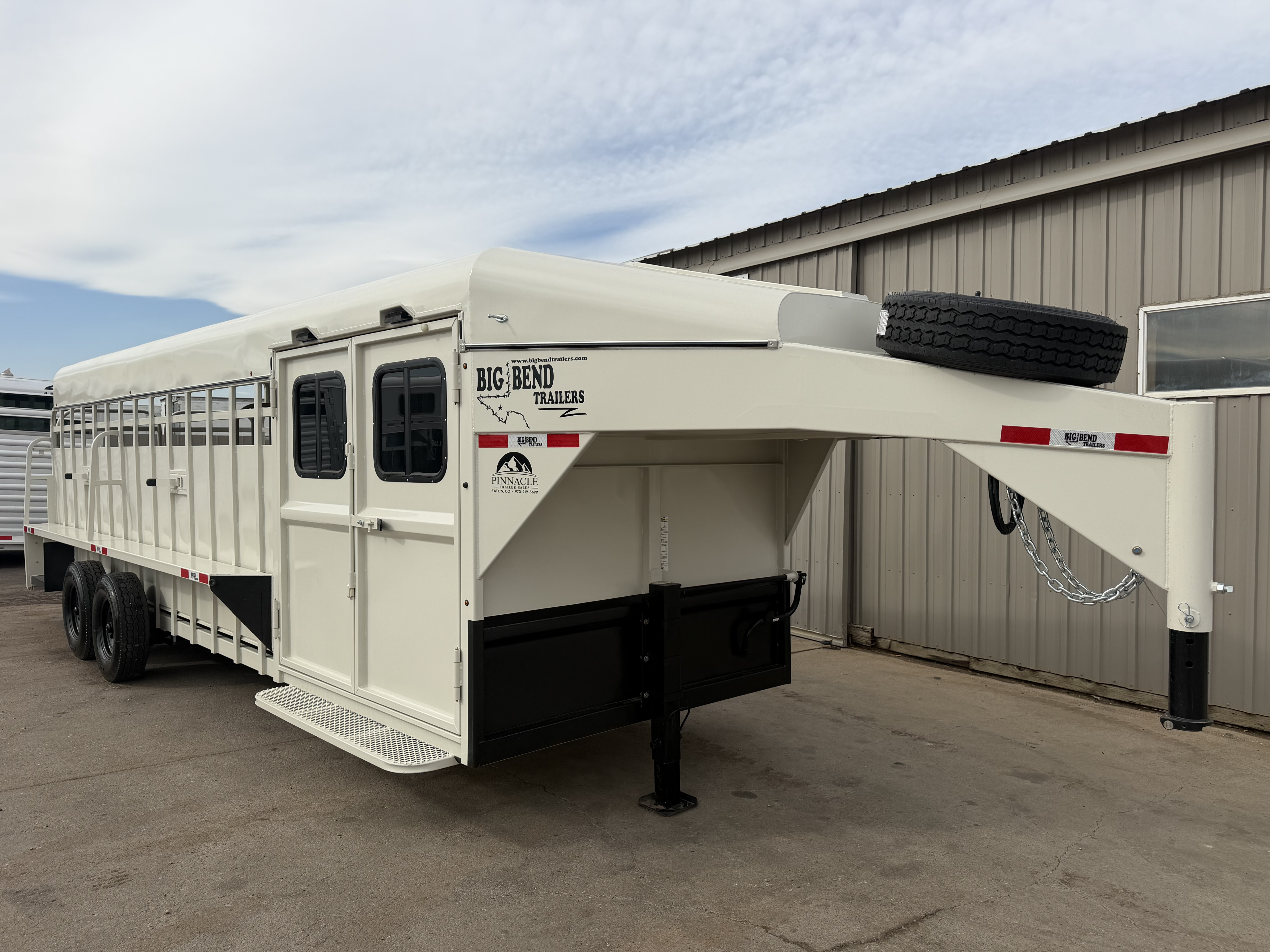 2027 Big Bend 2027 Big Bend 24' Trainer Tack Stock Trailers