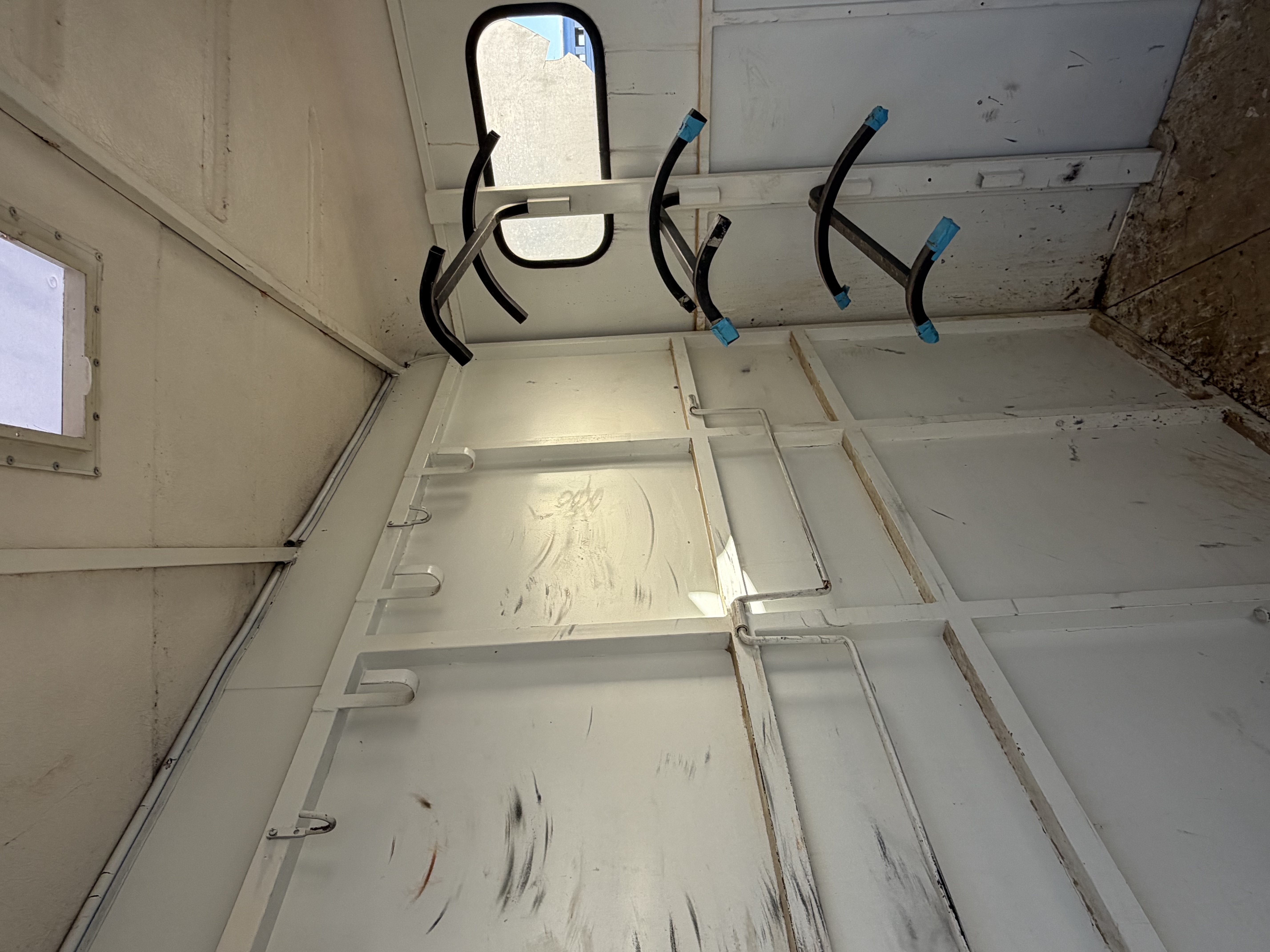 1993 Circle J 3 Horse Slant Horse Trailers