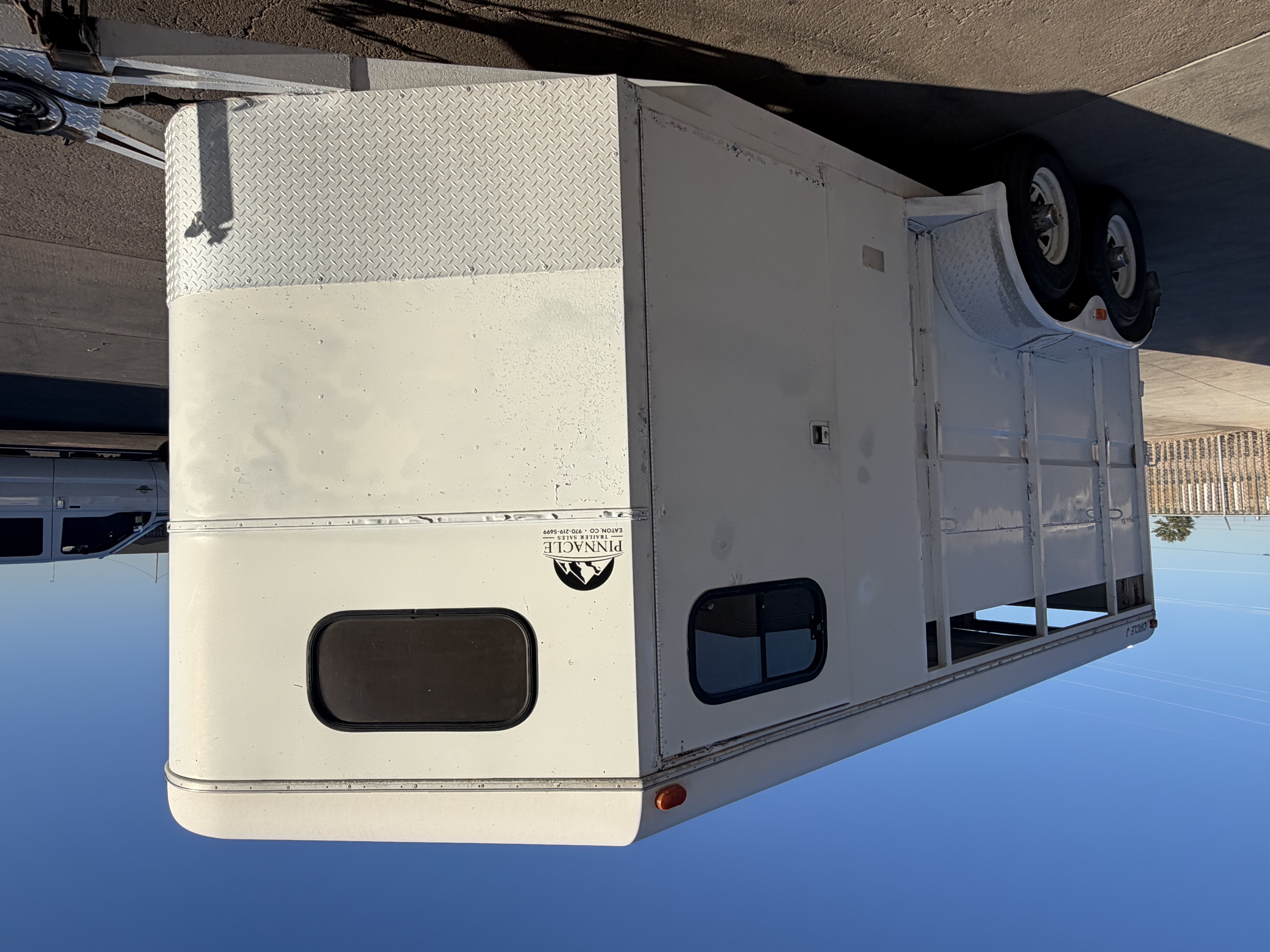1993 Circle J 3 Horse Slant Horse Trailers