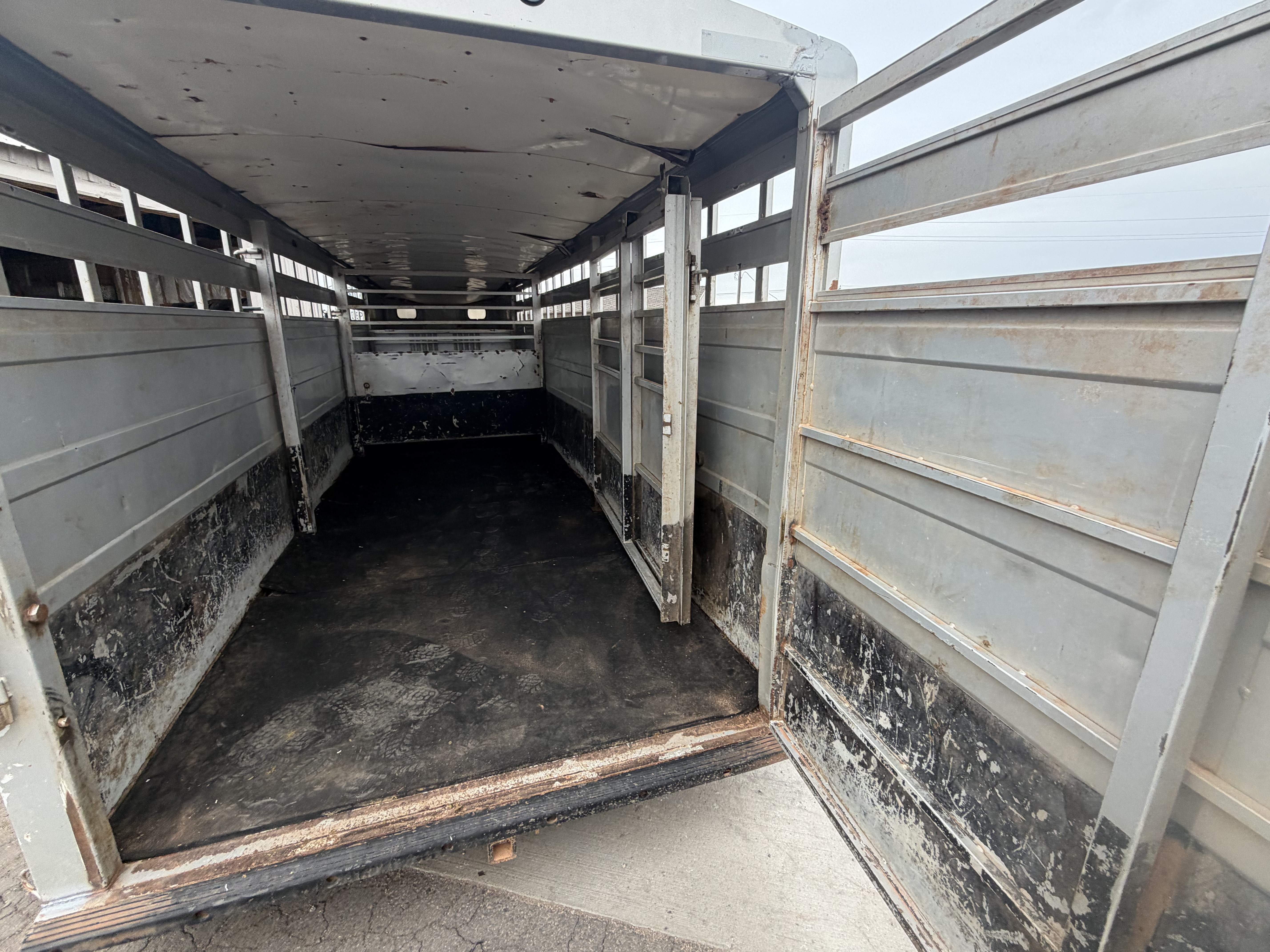 2003 Titan 24' Stock Stock Trailers
