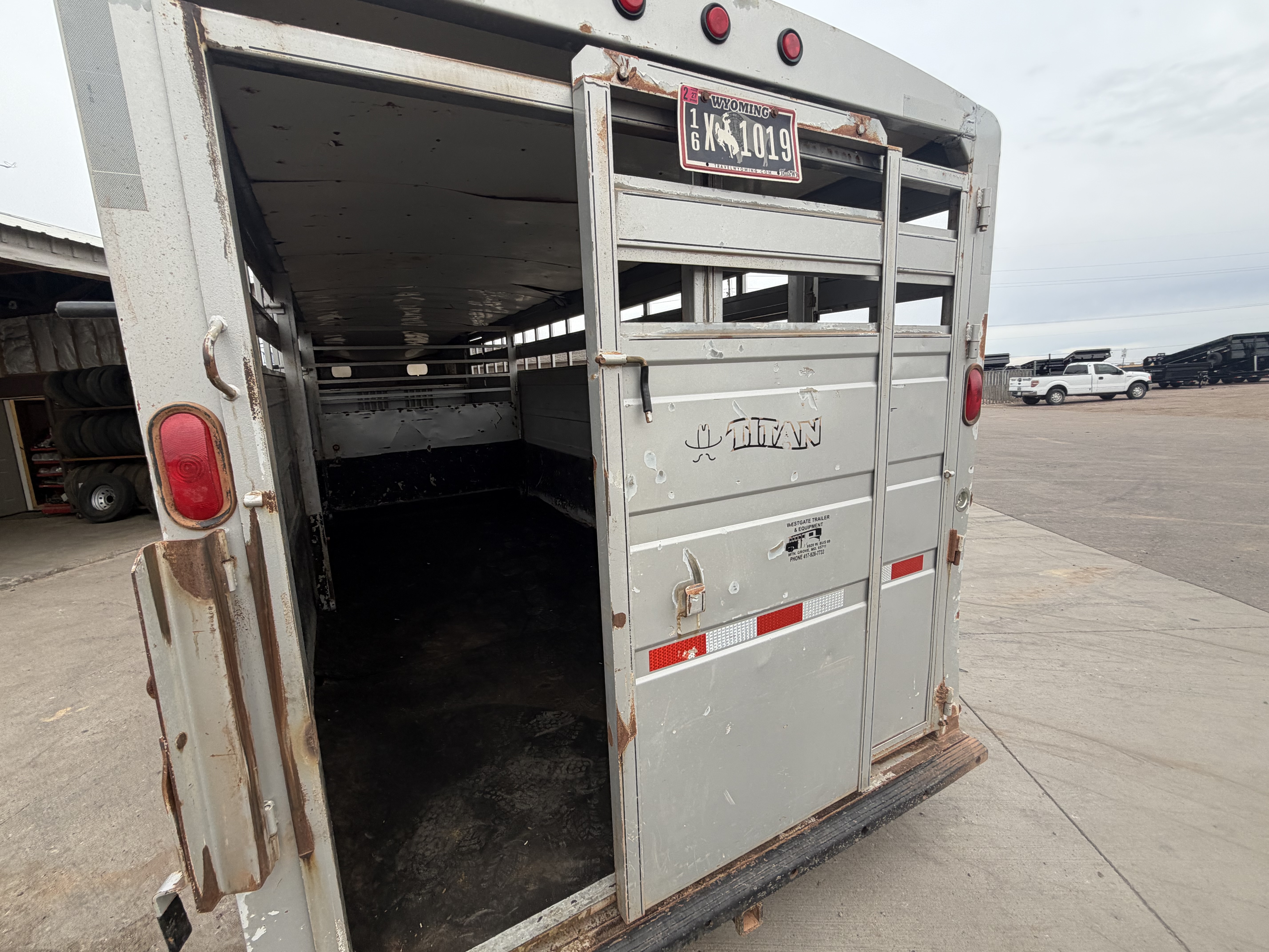 2003 Titan 24' Stock Stock Trailers